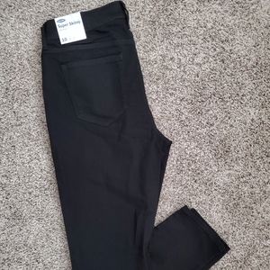 Super Skinny Mid-Rise Jeans